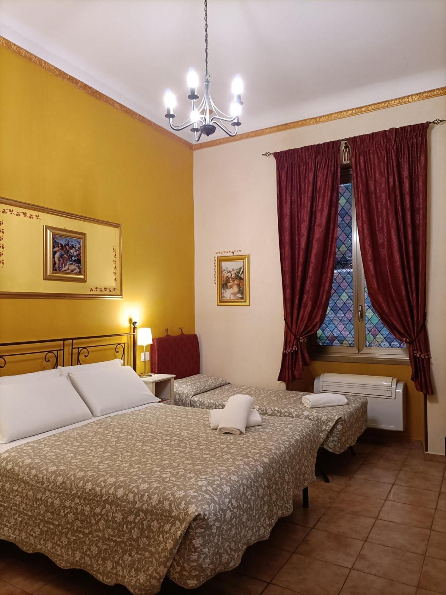 רומא Rossi Hotel מראה חיצוני תמונה